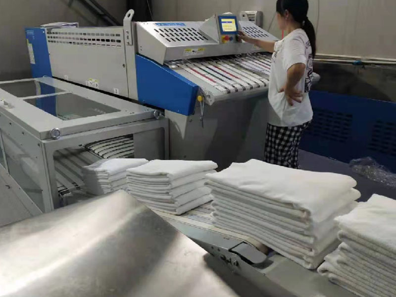 伊宁巾类折叠机-02