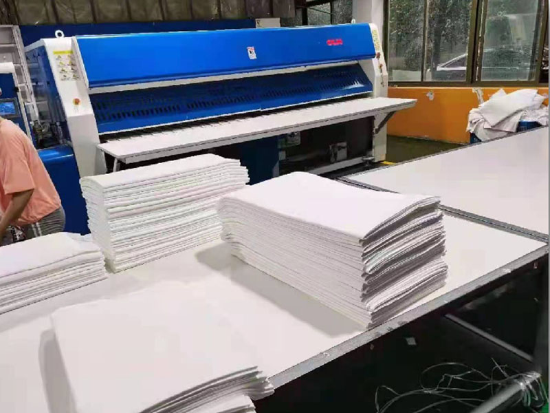 伊宁高速熨烫机-01